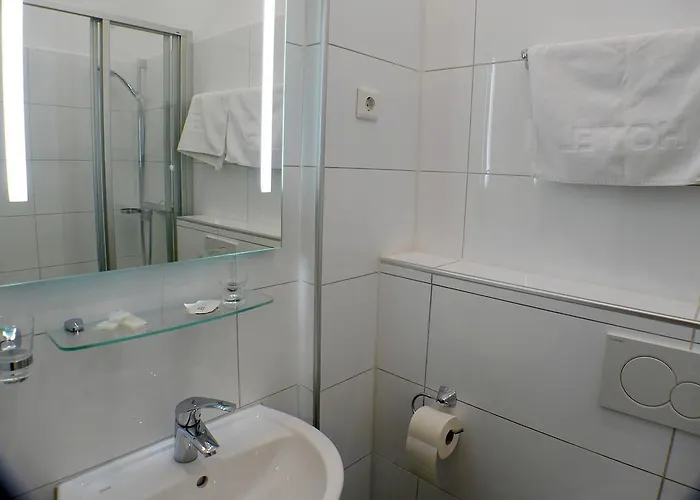 St. Petrus 招待所 3*